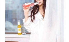 上课胸突然流奶被同学吃